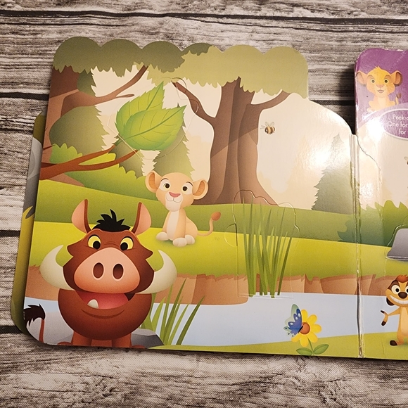 Disney Baby Lift a Flap Peek a Boo book - Picture 6 of 8